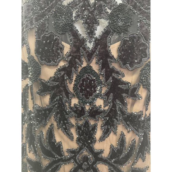 Adrianna Papell Black Beaded Overlay Sleeveless Formal Gown - Picture 4 of 10